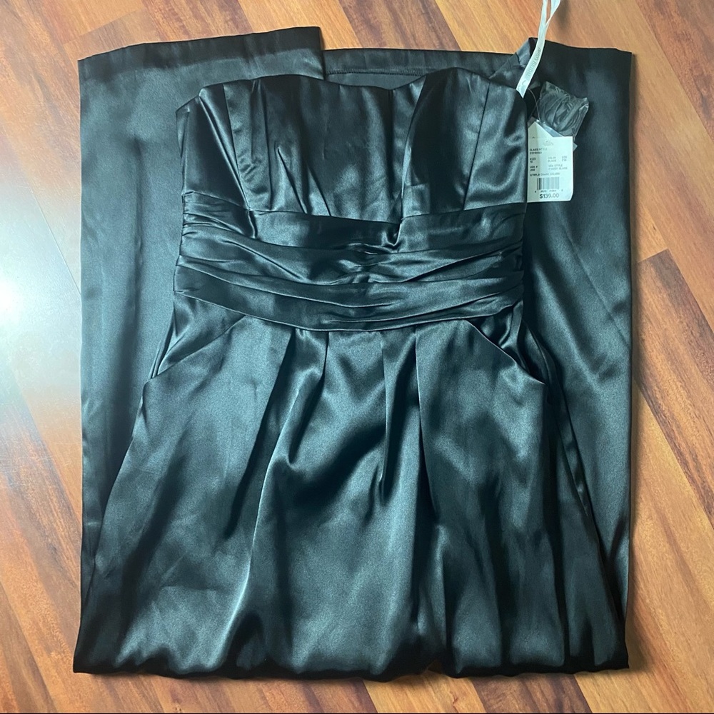 David’s bridal Black straps strapless dress gown pockets bridesmaid homecoming